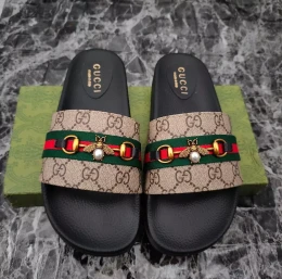 gucci chaussons pour femme s_12a2ab0